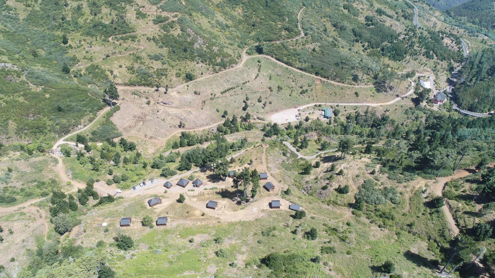Hotel Mountain Eco Shelter 3 à Corujeira de Dentro Extérieur photo